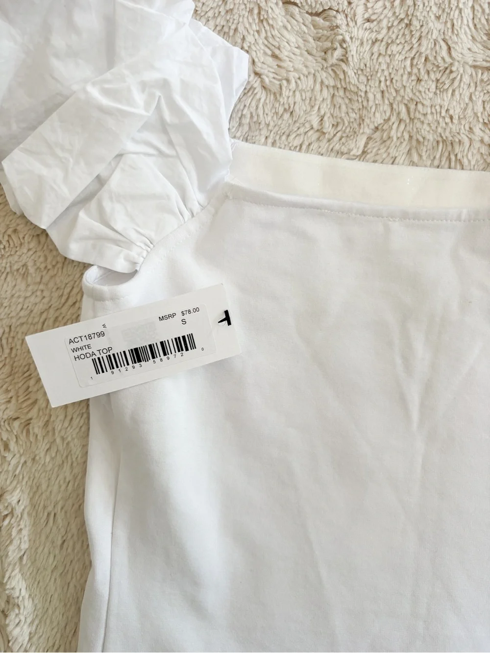 ASTR The Label Hoda Top Small White Puff Sleeve Square Neck NWT